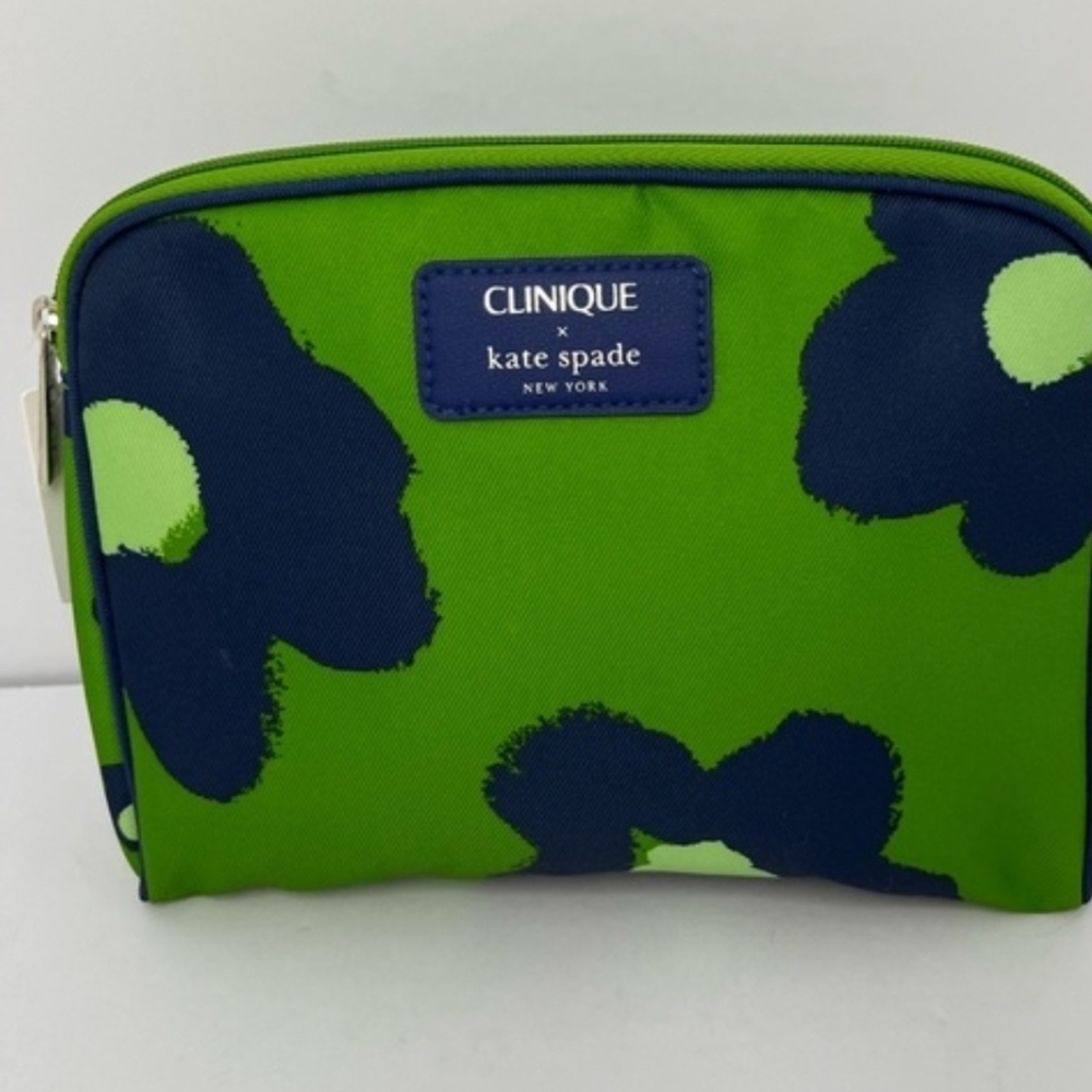 NWT Kate Spade Clinique Green and Navy Floral Makeup Pouch